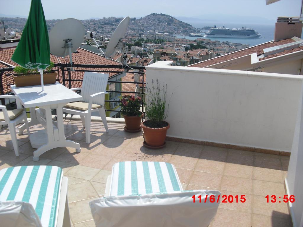 Gaby Apartment كوشاداسيه الغرفة الصورة